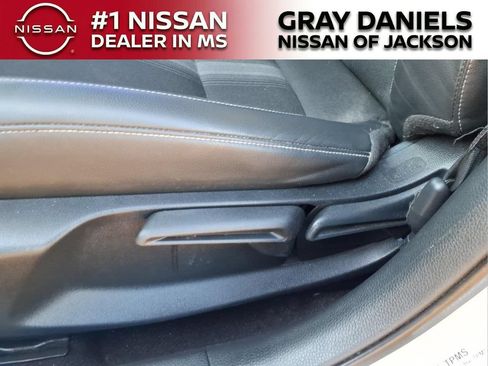 Used 2022 Honda Civic Sport image 11