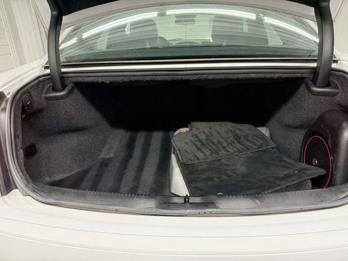 Used 2018 Chrysler 300 S w/ 300S Premium Group image 30