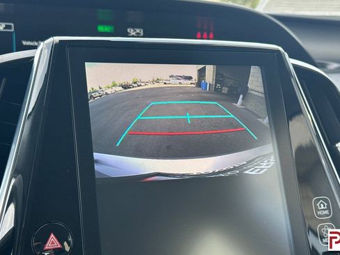 Used 2021 Toyota Prius Prime XLE FWD image 23