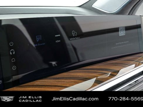 New 2026 Cadillac Escalade Platinum Sport w/ LPO, ONYX Package AWD/4WD image 16