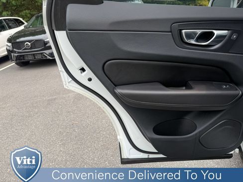 Certified 2023 Volvo XC60 B6 Ultimate w/ Protection Package Premier AWD/4WD image 20