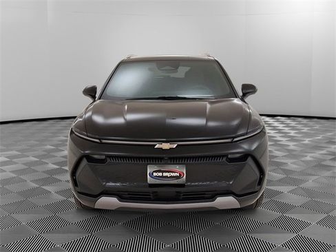 Used 2025 Chevrolet Equinox EV LT w/ Convenience Package image 8