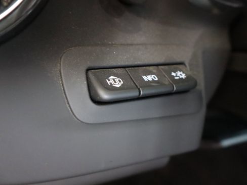 Used 2022 Chevrolet Camaro ZL1 RWD image 18