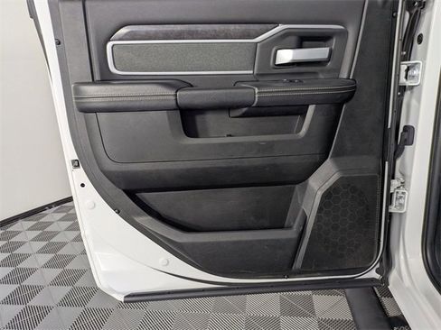 Used 2022 RAM 2500 Big Horn w/ Level C Equiment Group image 24