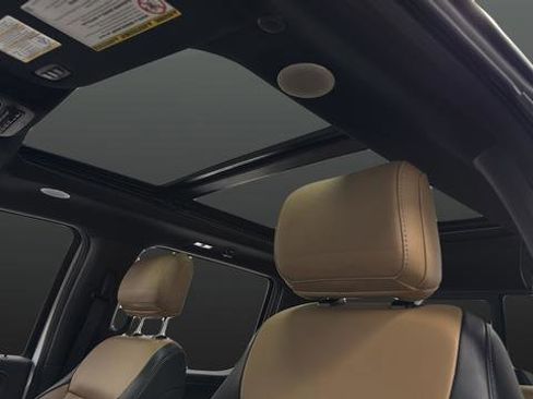 Used 2023 Ford F250 Lariat w/ Lariat Ultimate Package image 12