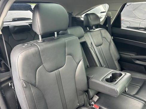 Used 2024 Kia Sorento S w/ Panoramic Sunroof Package FWD image 48