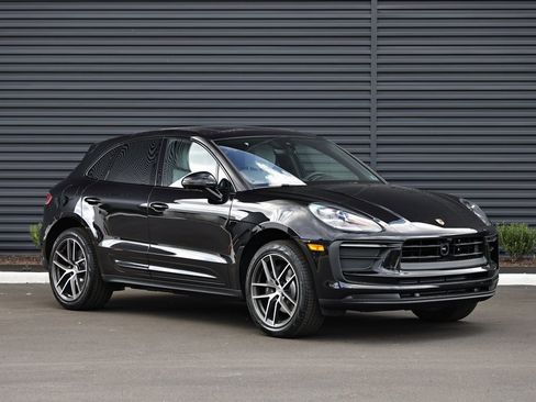New 2026 Porsche Macan image 9