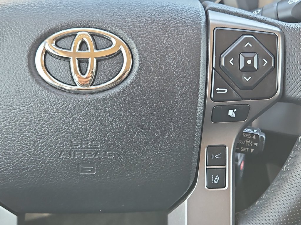 Used 2022 Toyota Tacoma SR5 RWD image 23