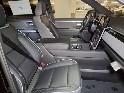 New 2026 GMC Sierra EV Elevation image 6