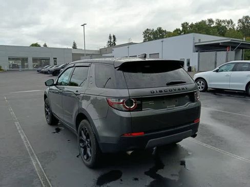 Used 2017 Land Rover Discovery Sport HSE AWD/4WD image 3