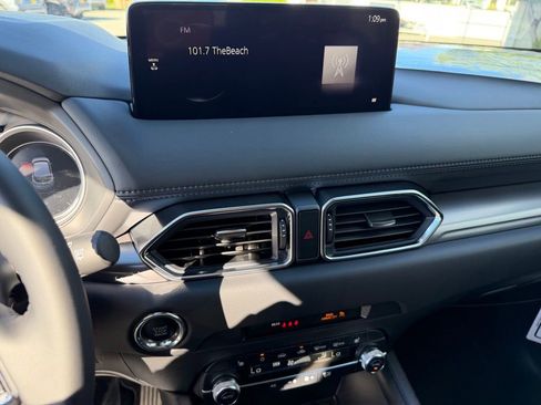 New 2025 MAZDA CX-5 AWD 2.5 S w/ Select Package image 23