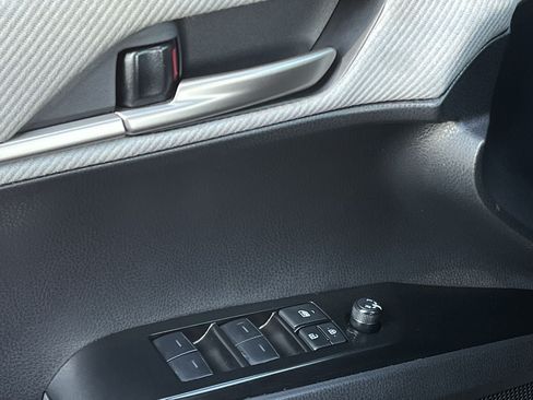 Used 2026 Toyota Camry SE w/ Convenience Package FWD image 21