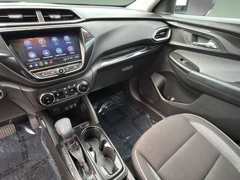 Used 2023 Chevrolet TrailBlazer LT w/ Convenience Package image 23