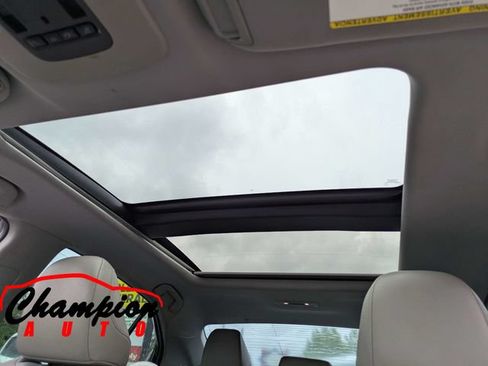 Used 2018 Toyota Camry XSE FWD image 22