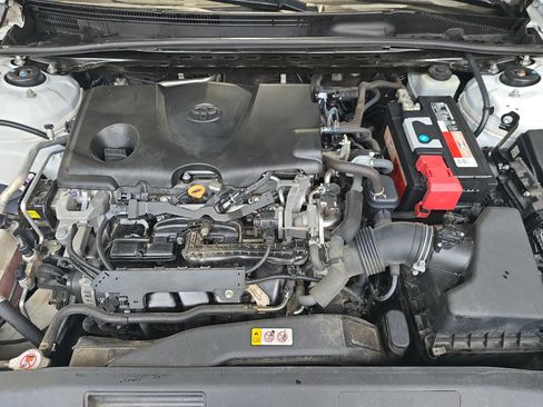 Used 2019 Toyota Camry SE FWD image 29