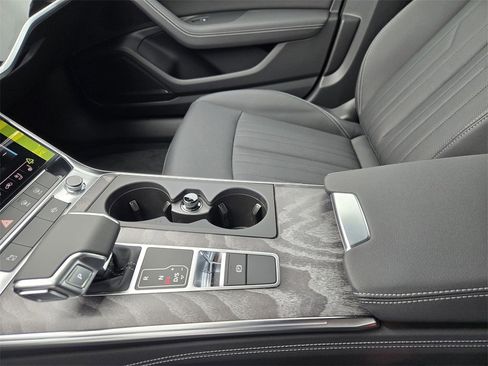 New 2025 Audi A6 Premium Plus image 24