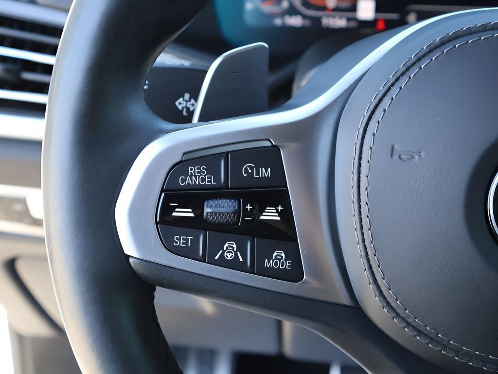 Used 2019 BMW X5 xDrive40i w/ M Sport Package AWD/4WD image 32