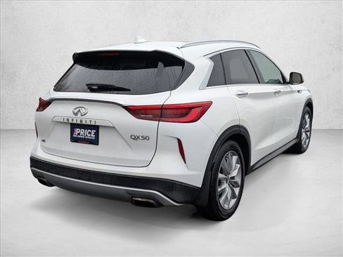 Used 2019 INFINITI QX50 Luxe w/ Navigation Package image 5
