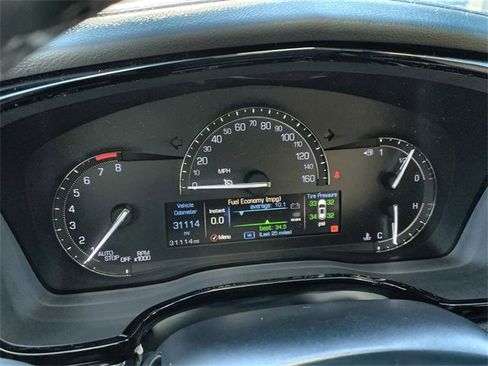 Used 2018 Cadillac XT5 Premium Luxury image 12