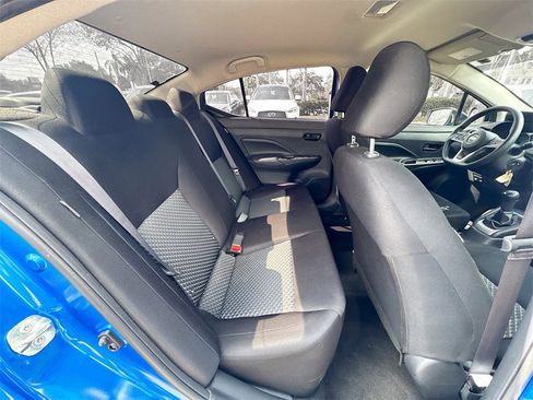 Used 2022 Nissan Versa S image 22