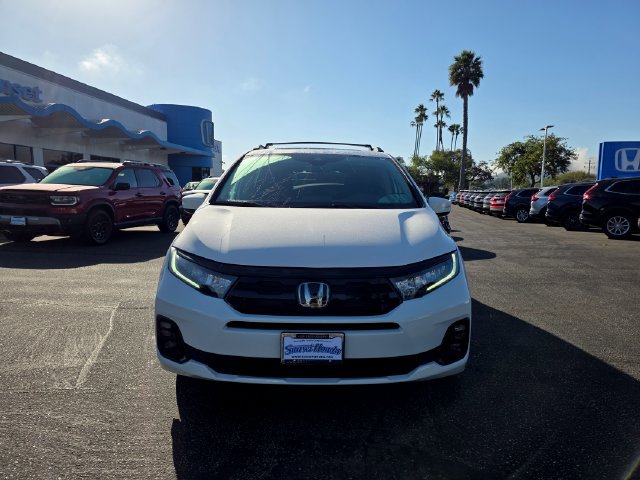 New 2026 Honda Odyssey Elite image 3