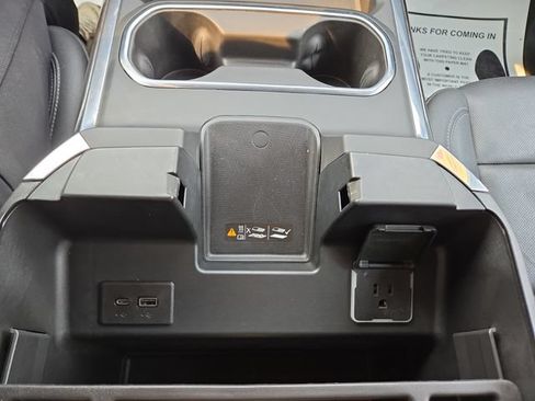 Used 2024 Chevrolet Silverado 3500 LTZ w/ LTZ Plus Package AWD/4WD image 23