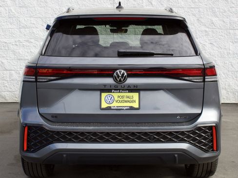 New 2026 Volkswagen Tiguan SE R-Line AWD/4WD image 7