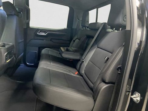 New 2026 GMC Sierra 1500 SLT w/ SLT Convenience Package image 14