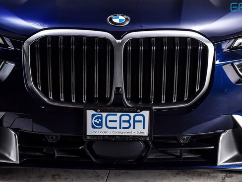 Used 2023 BMW X7 xDrive40i w/ Premium Package image 9