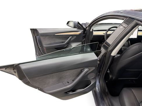 Certified 2023 Tesla Model 3 Standard Range RWD image 10