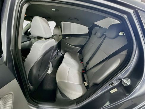Used 2012 Hyundai Accent GLS FWD image 24