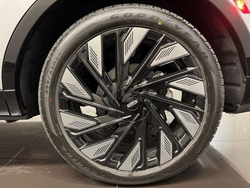 New 2026 Lincoln Nautilus Reserve w/ Jet Appearance Package image 7