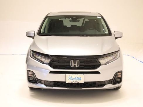 Used 2025 Honda Odyssey Elite image 3