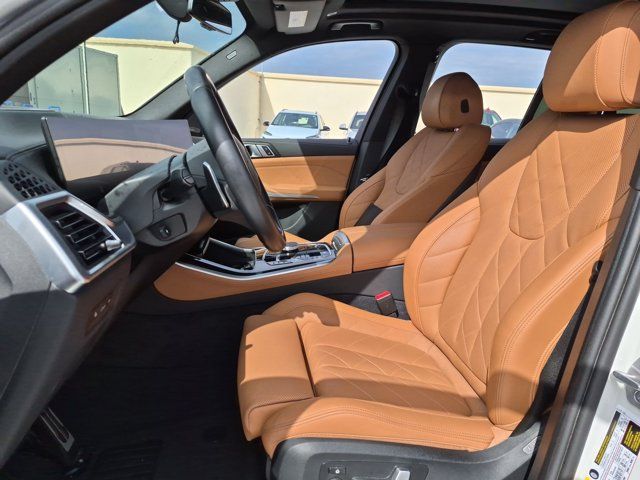 Certified 2024 BMW X5 xDrive50e w/ M Sport Package AWD/4WD image 12