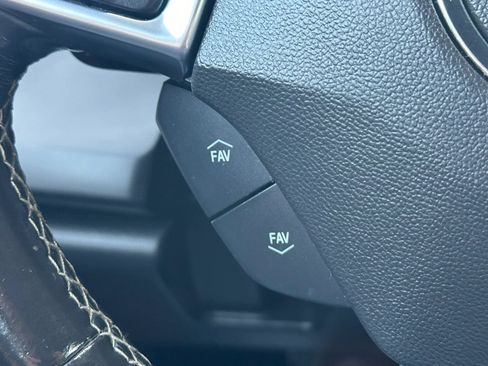 Used 2018 Chevrolet Camaro LT RWD image 27