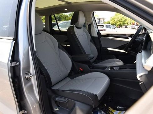New 2026 Volkswagen Tiguan SE AWD/4WD image 20
