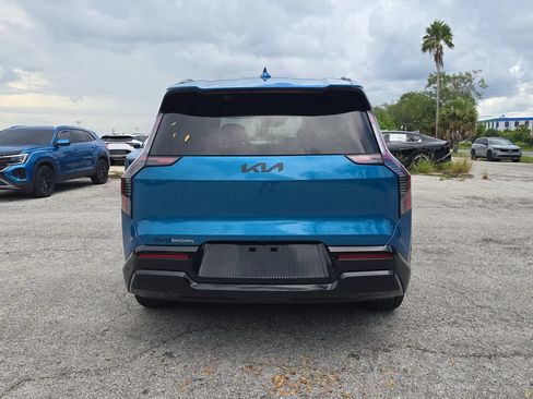 New 2026 Kia EV9 Land AWD/4WD image 7
