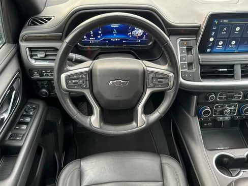 Used 2022 Chevrolet Tahoe Z71 w/ Luxury Package image 11