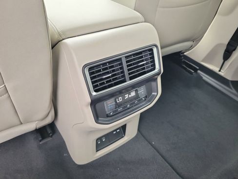 New 2026 Volkswagen Atlas SEL Premium R-Line image 15