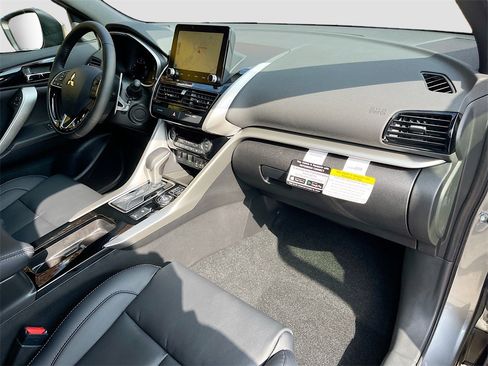 New 2025 Mitsubishi Eclipse Cross SEL image 27