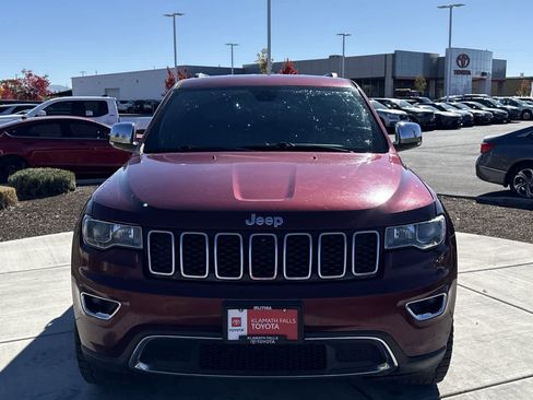 Used 2019 Jeep Grand Cherokee Limited image 3