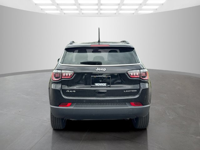 Certified 2025 Jeep Compass Limited AWD/4WD image 6