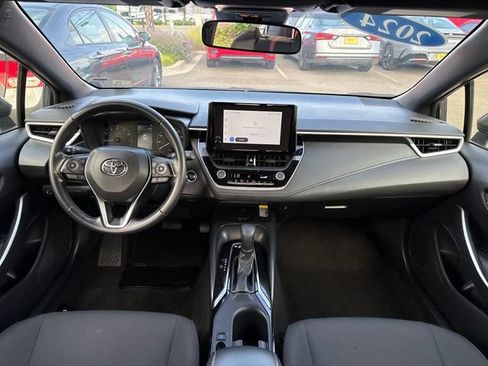 Used 2024 Toyota Corolla SE w/ SE Premium Package FWD image 38