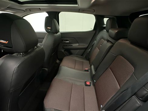 New 2025 Nissan Kicks SR w/ SR Premium Package image 10