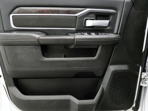 Used 2024 RAM 2500 Big Horn AWD/4WD image 14
