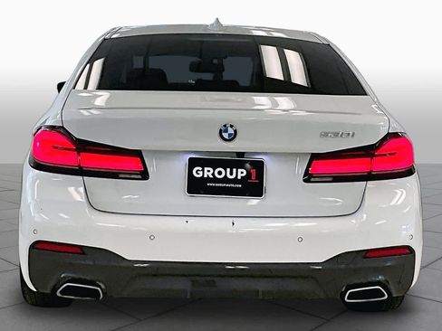 Used 2023 BMW 530i w/ M Sport Package RWD image 4