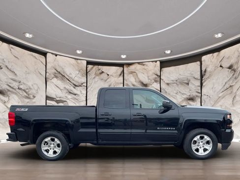 Used 2017 Chevrolet Silverado 1500 LT w/ All Star Edition AWD/4WD image 10