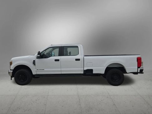 Used 2019 Ford F250 XL w/ Power Equipment Group image 9