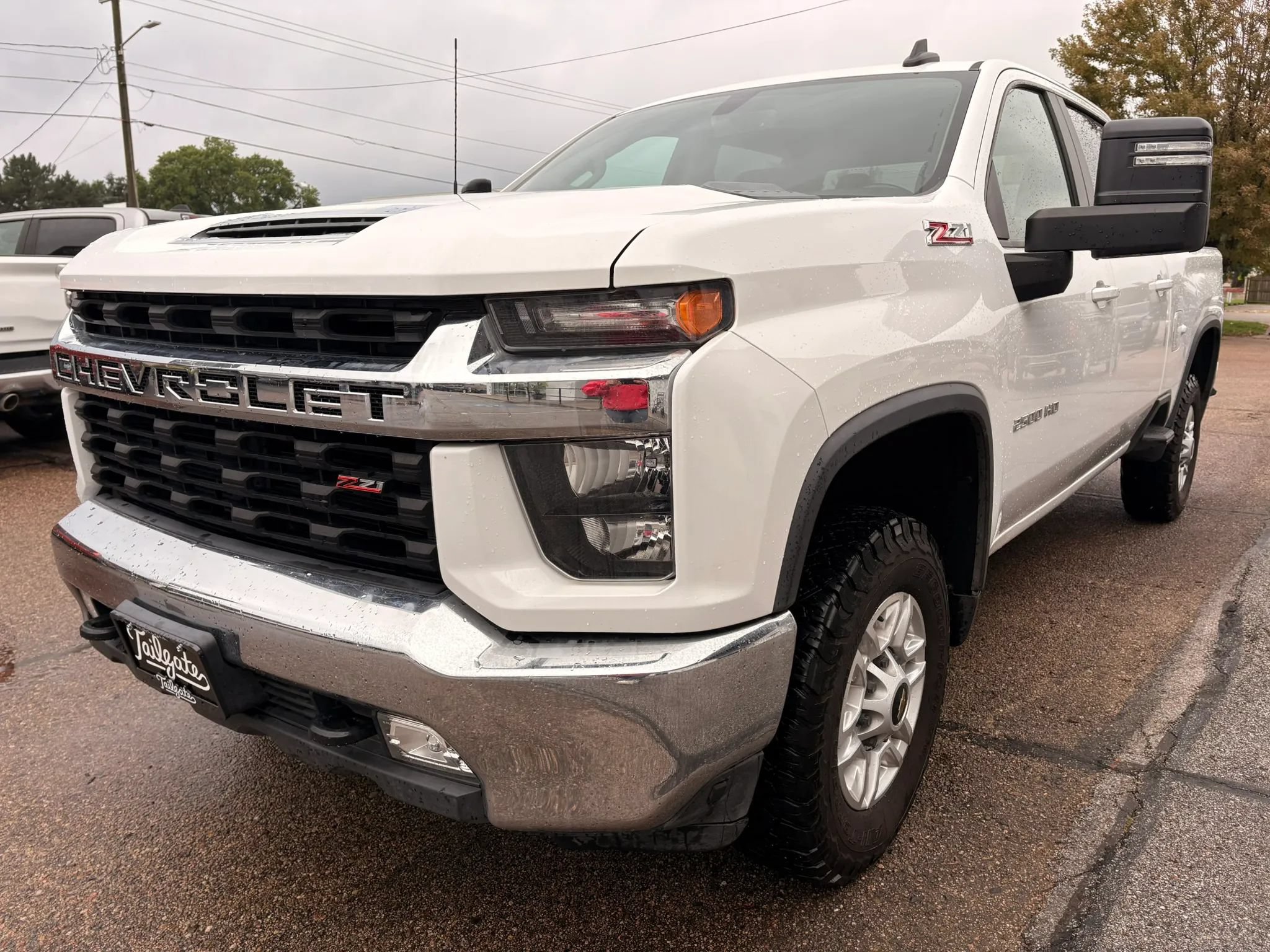 Used 2023 Chevrolet Silverado 2500 LT w/ Convenience Package AWD/4WD image 4