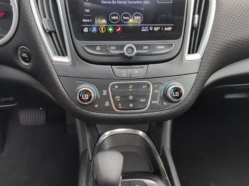 Used 2024 Chevrolet Malibu LT FWD image 29